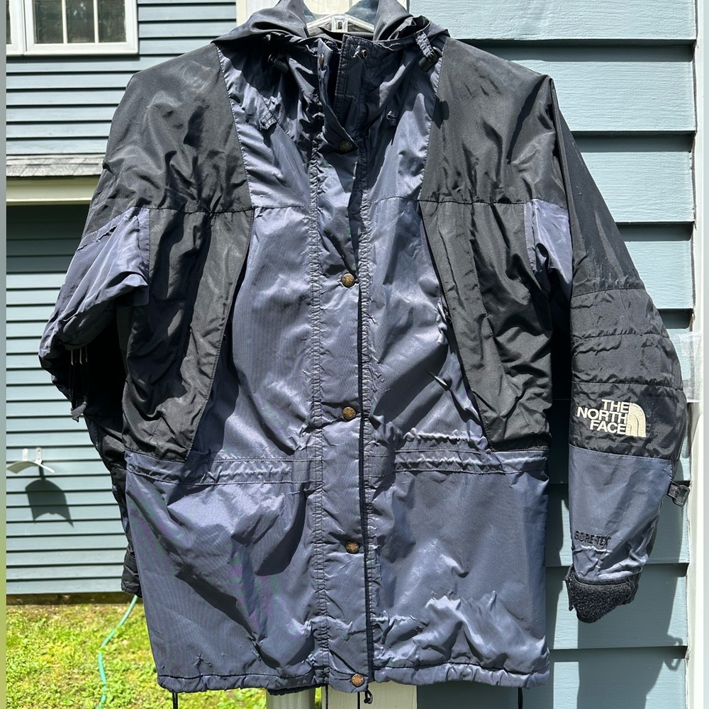 Vintage! Northface 98’ Gortex Shell. (no fleece) Worn.